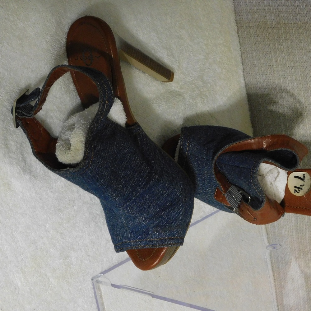 WOMEN'S BLUE JEAN OPEN TOE 5" HEELS BY JOEY O SIZE - Picture 4 of 8